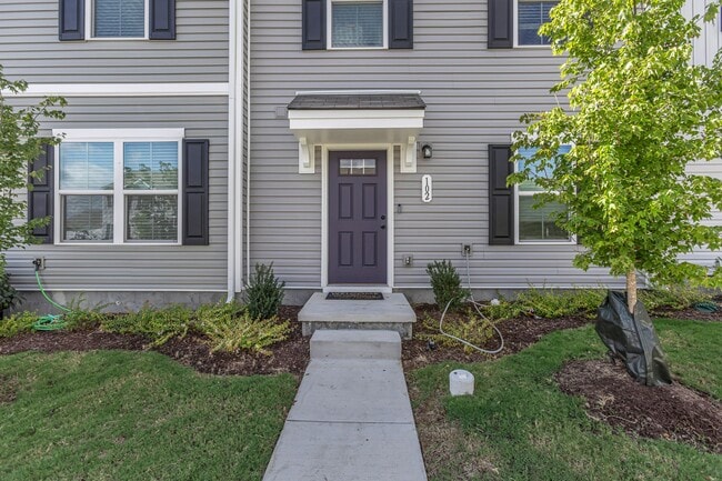 Photo - 2757 Thornton Grove Blvd