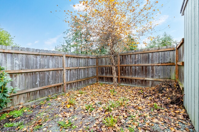 Photo - 1201 E Fir St