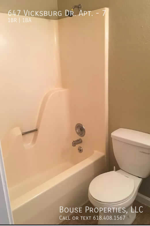 Photo - 647 Vicksburg Dr Unit 7