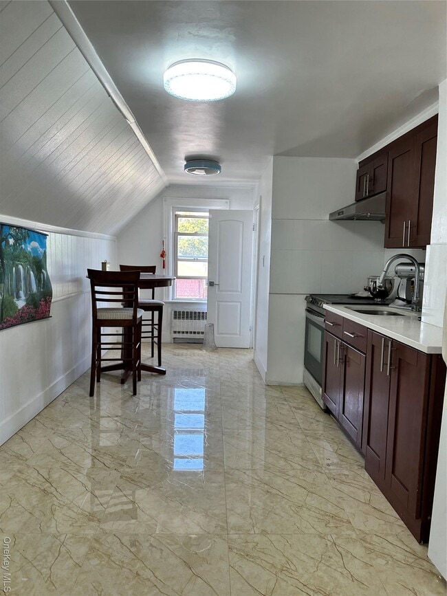 Photo - 77-02-77164 164th St Unit 3 Floor