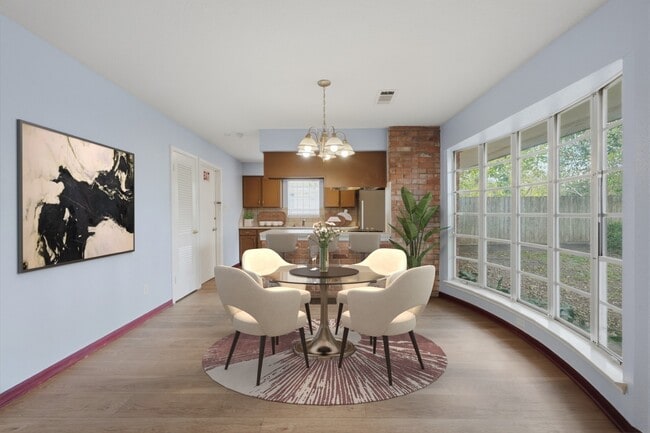 Photo - 7015 Pella Dr