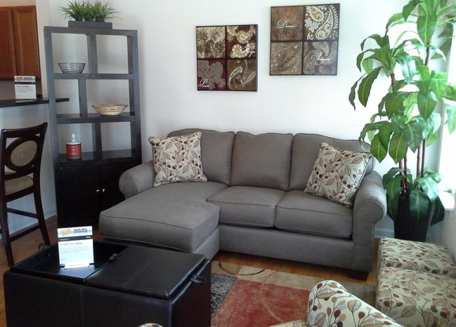 Photo - Marne Point Apartments