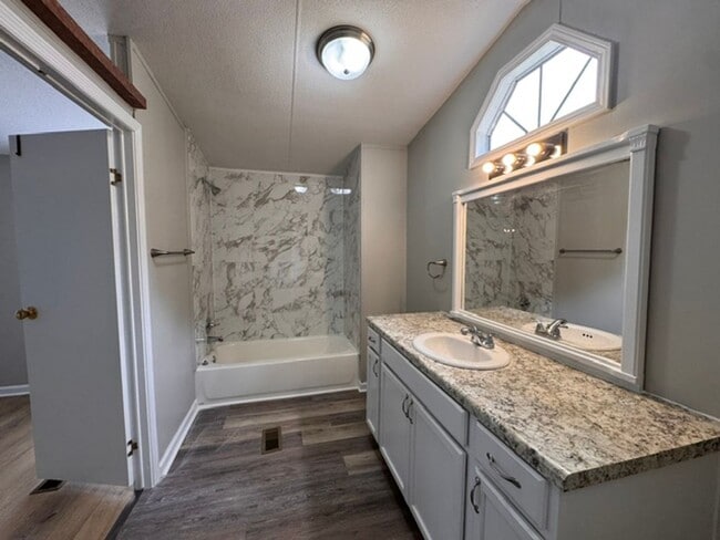 Photo - 1635 Pine Lake Dr