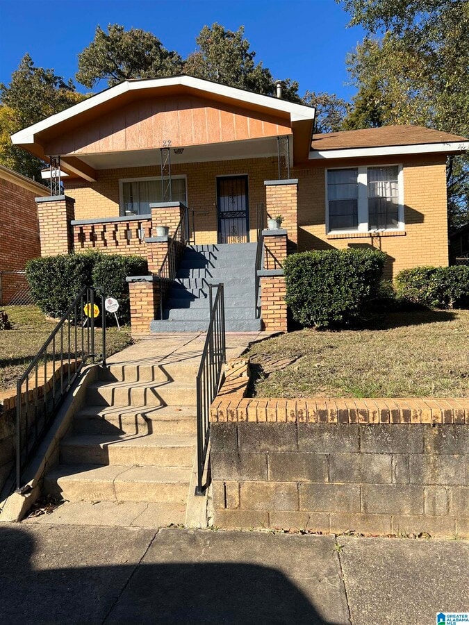 Photo - 22 17th Ave S