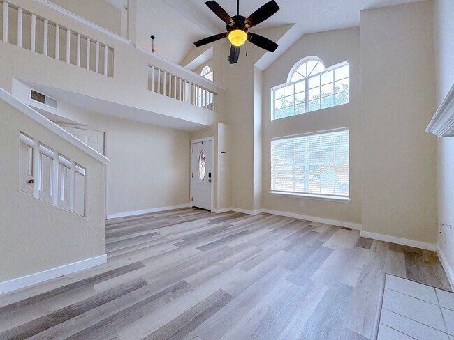 Photo - East El Paso Split Tri-Level 3 bed/2 bath Refrig A/C with bonus loft!