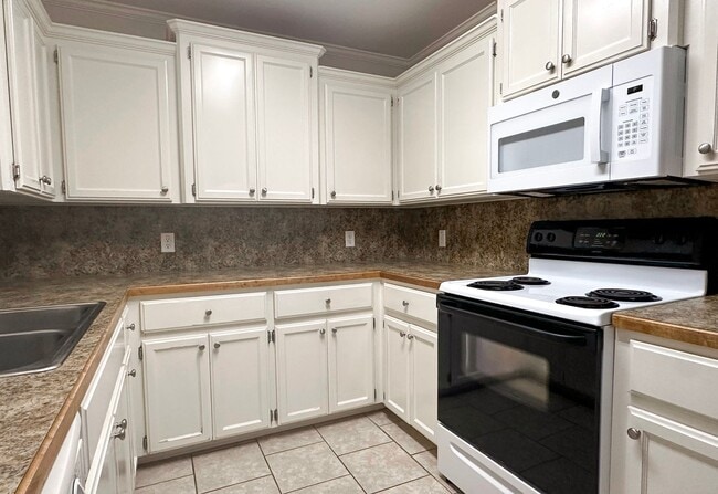 Photo - Galloping Way Triplex Unit 5111