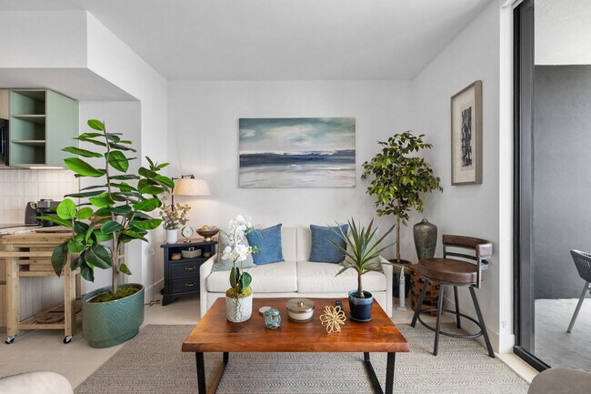 Photo - 159 NE 6th St Unidad FL24-ID1032207P