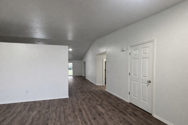 Photo - Freshly Updated 4-Bedroom Kennewick Rental – Available Now