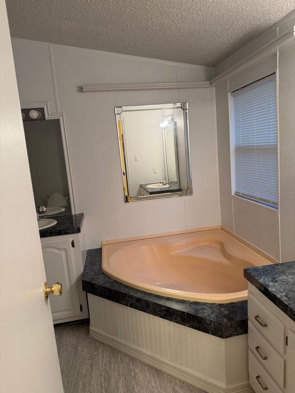 Photo - 220 Jeffery Dr