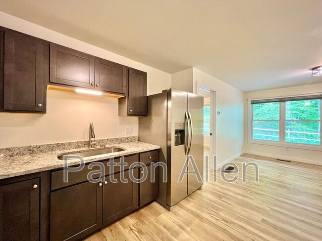 Photo - 121 Justus Acrs Dr Unit A
