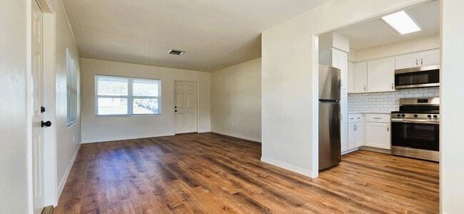 Photo - 706 Wildabon Ave