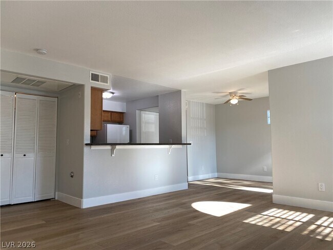 3145 E Flamingo Rd Unit 1041