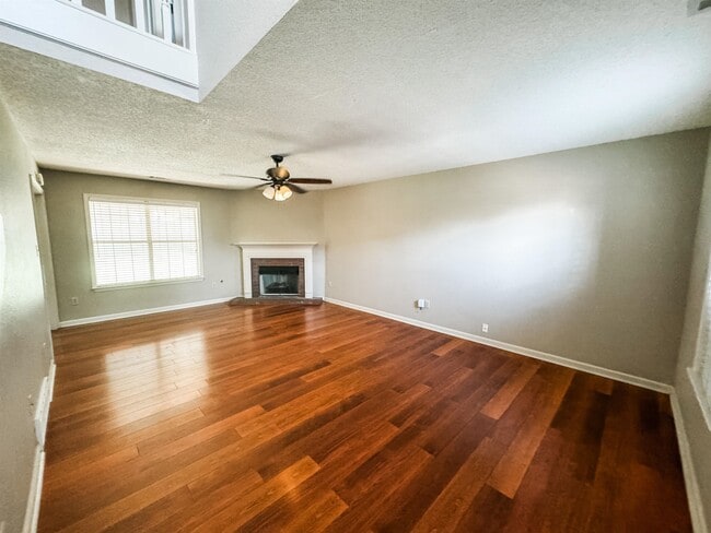 1294 River Bank Dr