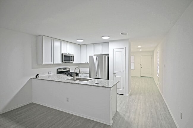 Photo - 5925 San Geronimo