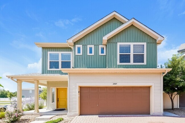 Building Photo - 20009 Elgin Dr