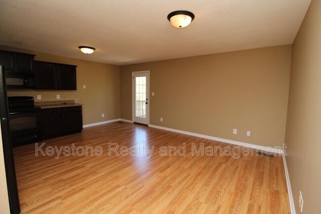 Photo - 1721 Thistlewood Dr