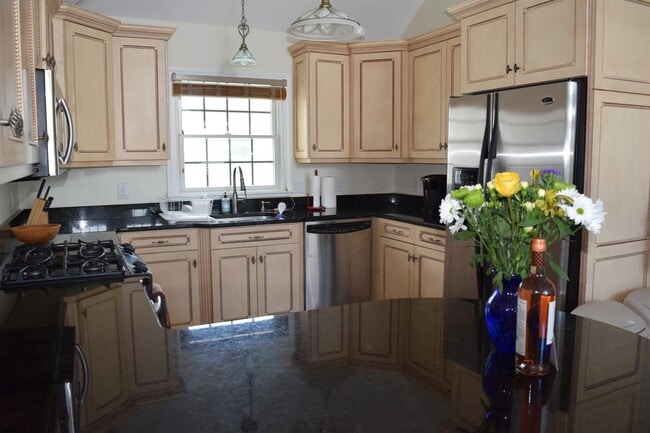 205 W Brigantine Ave