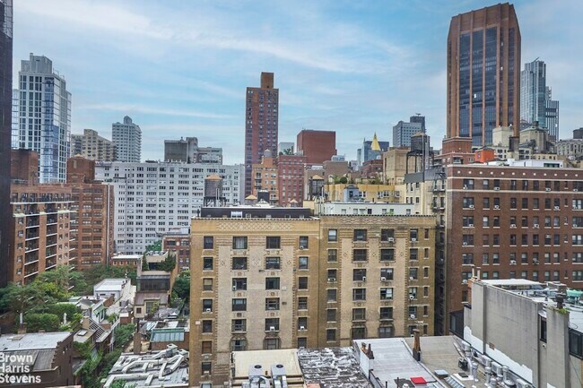 Photo - 150 E 37th St Unit PENTHOUSE C