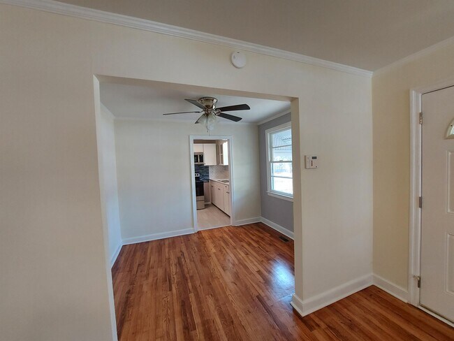 Photo - 1713 Lacy St