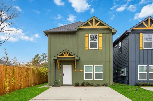 Building Photo - 7126 Bywood St