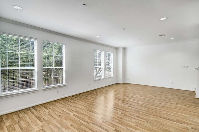 Photo - 3001 Murworth Dr Unit 302