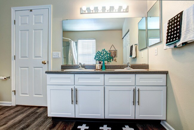 2-Bedroom Primary Bath