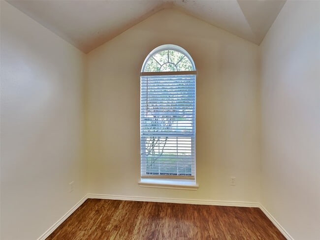 Photo - 18413 Sunrise Oaks Ct