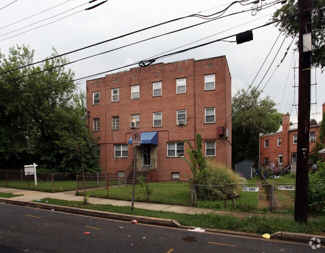 1941 Naylor Rd SE - 1941 Naylor Rd SE Apartments