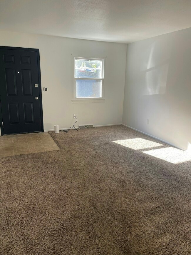 Photo - 4161 W Ridge Rd