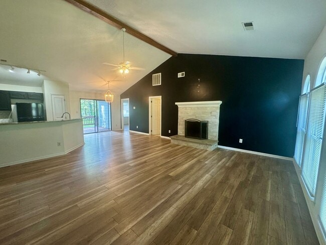 Photo - 8821 Kishorn Ct