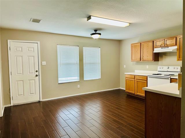 8021 Stowe Springs Ln