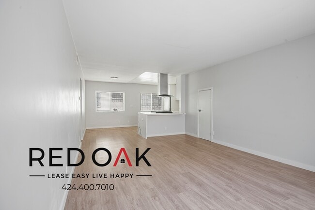 Building Photo - 1942 S Garth Ave