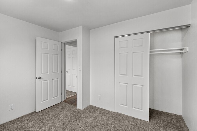 Creekside Apartments