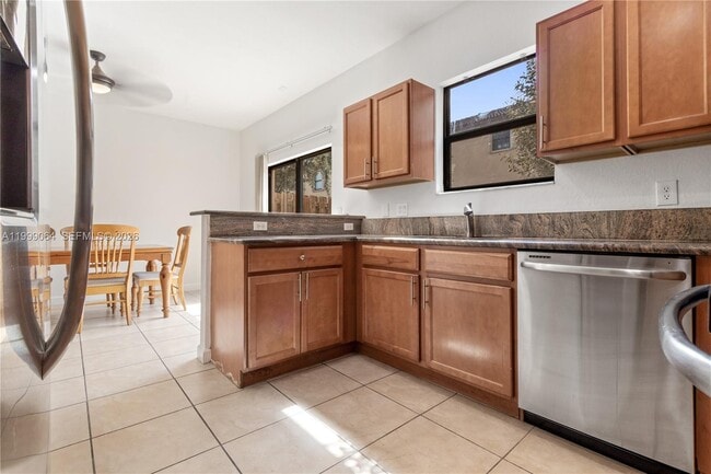 Photo - 15460 SW 119th St