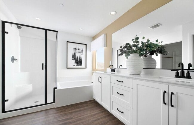 Photo - 21672 Thomas Ct