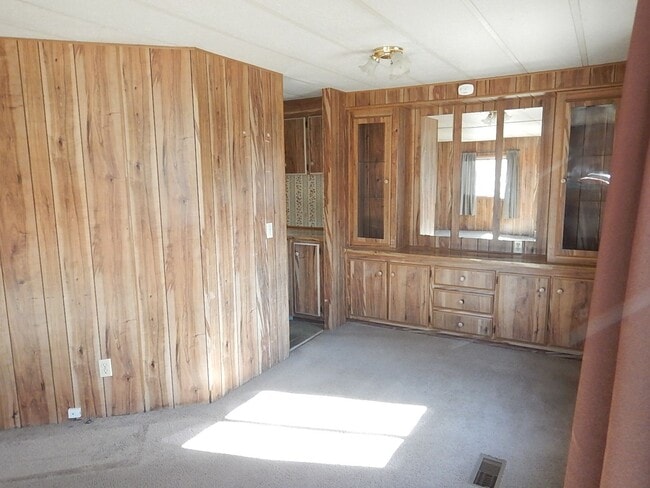 Photo - 2 Bedroom Manufactured on South End of Prineville, Close to Hospital - Available Mid May!