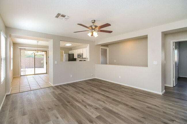 Photo - 1080 S Bogle Ct