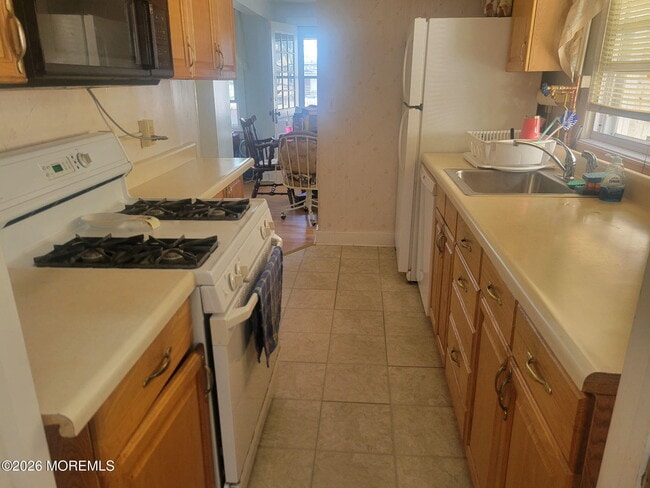 Photo - 22 Webb Ave Unit 2