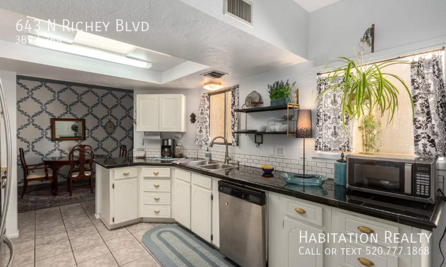 Photo - 643 N Richey Blvd-