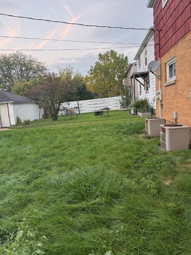 Photo - 3537 N 85th St