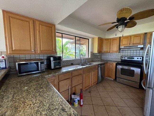 Photo - Spacious Mahinahina 3 Bedroom