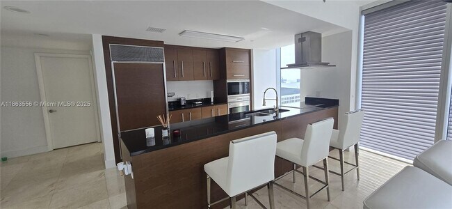 Photo - 495 Brickell Ave Unidad 5310