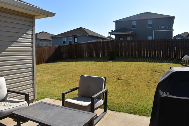 Photo - 515 Ashwood St