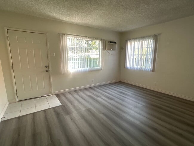 Photo - 608 N Orange Ave Unidad C