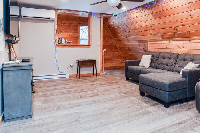 Photo - 713 Paris Hill Rd