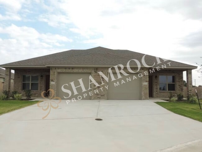 Building Photo - 1002 Sparrow Cove
