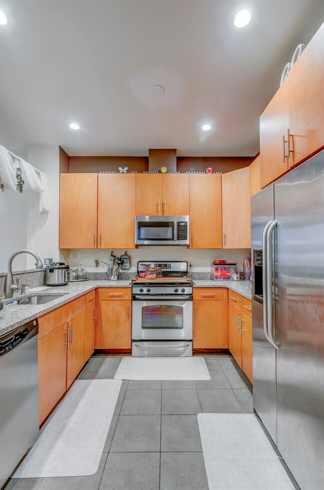 Photo - 172 Culver Ave Unit 204