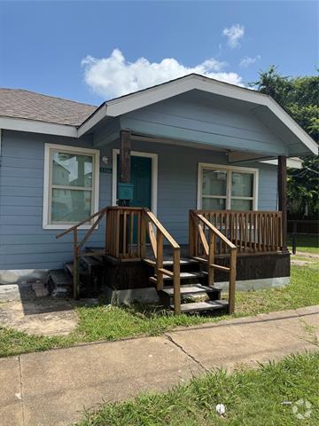 Building Photo - 3306 Dallas St Rental