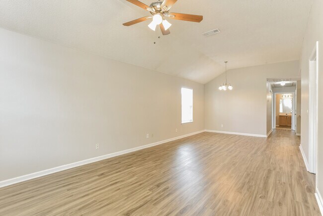 Photo - 496 Cedar Park Cir