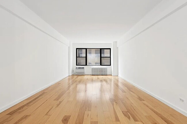 Photo - 210 E 36th St Unit 6-C